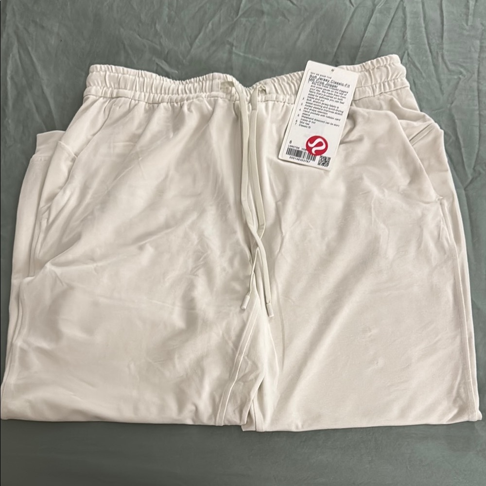 Lululemon Soft Jersey Classic-fit MR Crop Jogger - Picture 2 of 3